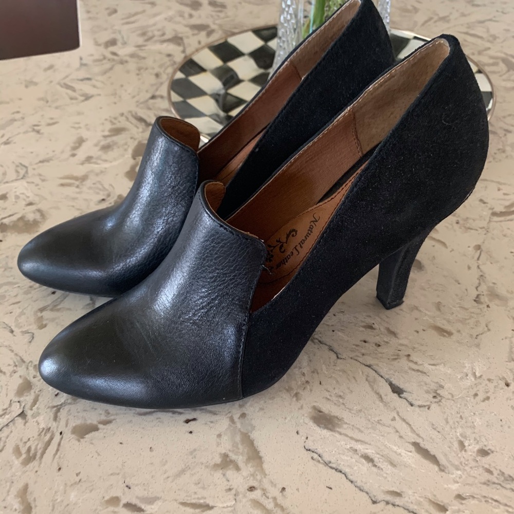 SOFFT Women’s BLK/Leather/Suede Heels. Sz 9.